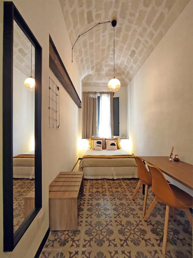 Bassi77 - Rooms & Apartments Trapani Italy
