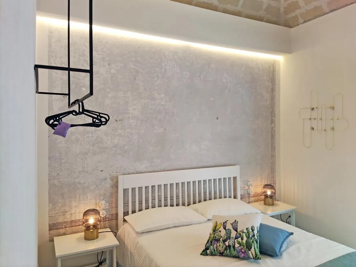 Bassi77 - Rooms & Apartments Trapani