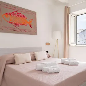 Iverlid Home. , Palermo Italy